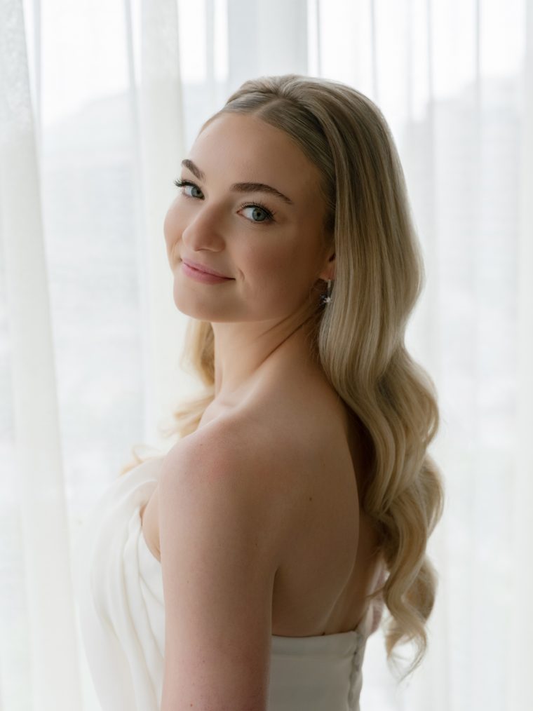 Sunset and Sea-Inspired Wedding at the National Museum of Women in the Arts