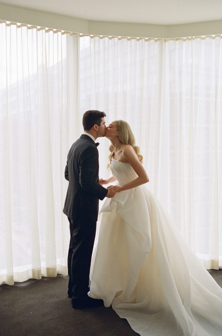 Sunset and Sea-Inspired Wedding at the National Museum of Women in the Arts